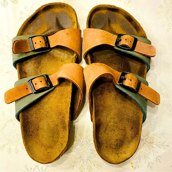 Birkenstock Shoes - Birkenstock Arizona 2 strap buckle 2-tone brown green leather sandals EU37    WH